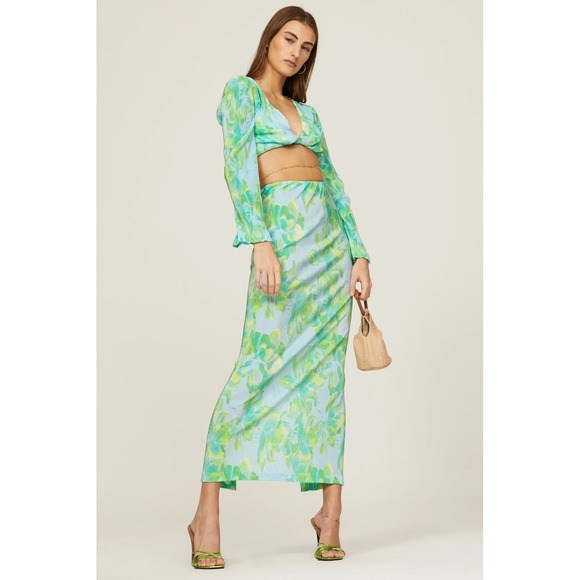 Third Form Dresses & Skirts - Third Form‎ Sky Plisse Floral Two Piece Set Crop Top Maxi Skirt Blue Green 4 6